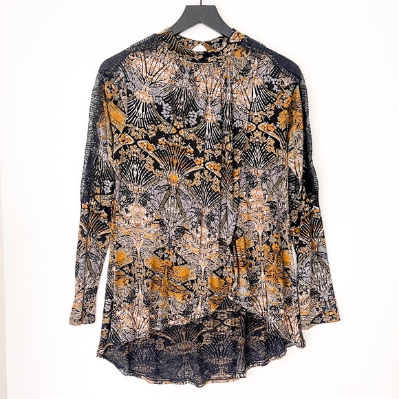 Free People Tops - Free People | Printed Swing Lace Sleeve Top Mock Neck Black Gold | S